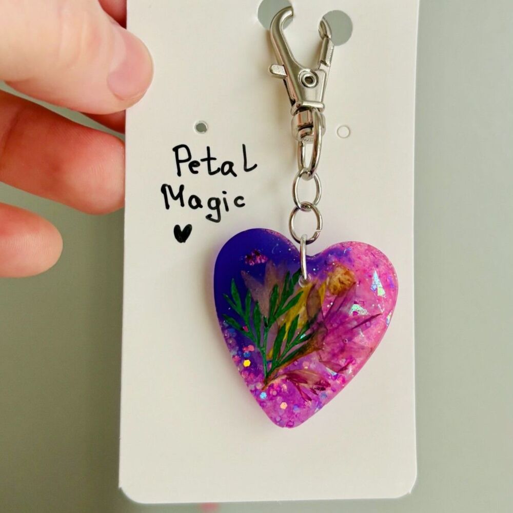 Floral Heart Keychain Bag Charm with Real Flowers, Pink Purple Resin Keychain